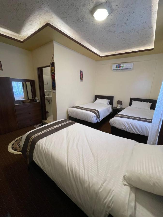 וואדי מוסא Ad Deir Guesthouse מראה חיצוני תמונה