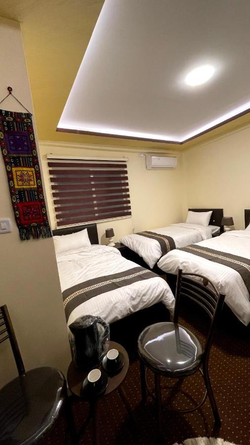 וואדי מוסא Ad Deir Guesthouse מראה חיצוני תמונה